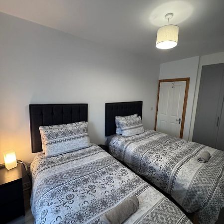 Modern Apartment Good Distance From Dublin City And Airport 4People Exterior foto