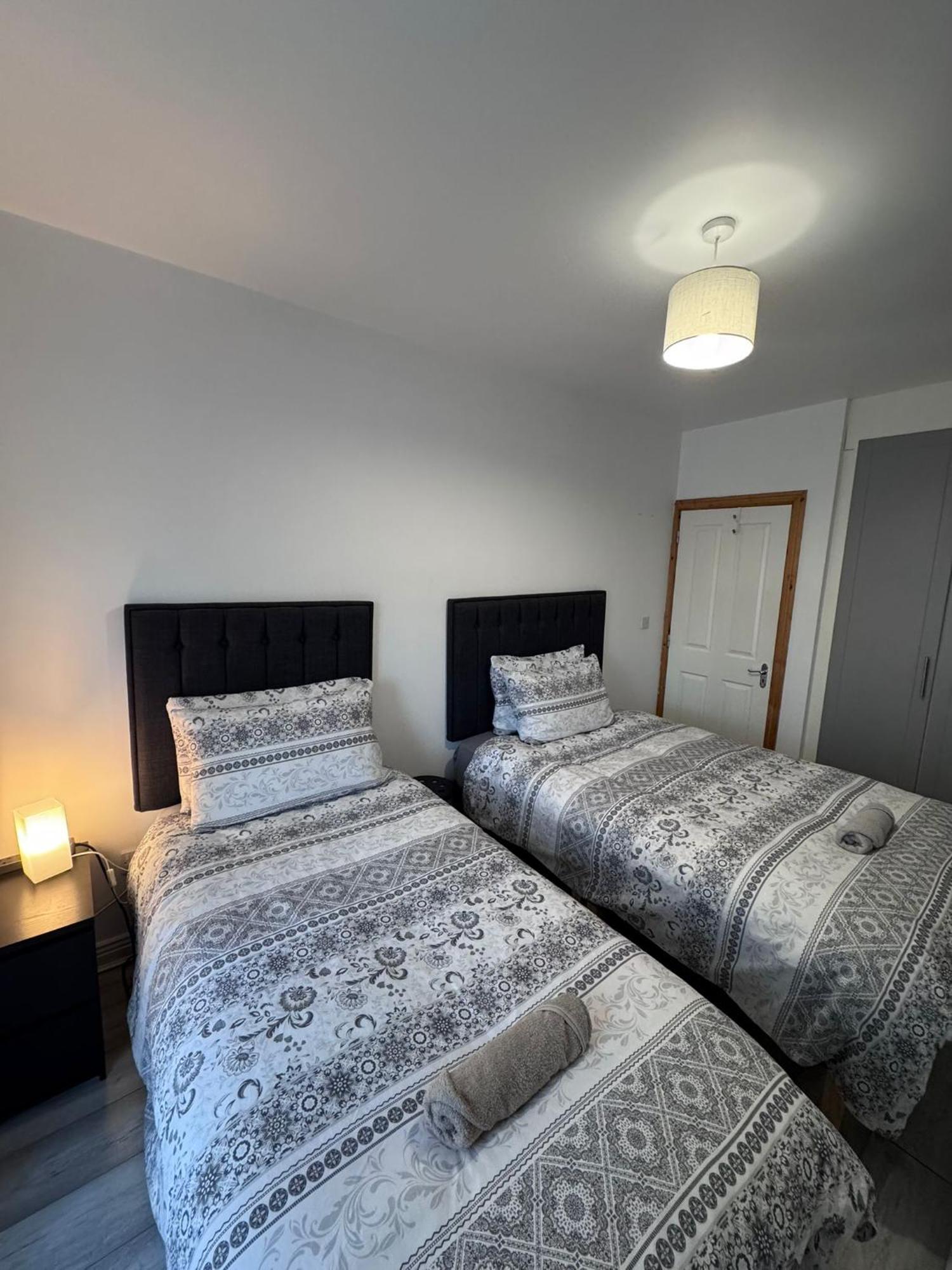 Modern Apartment Good Distance From Dublin City And Airport 4People Exterior foto